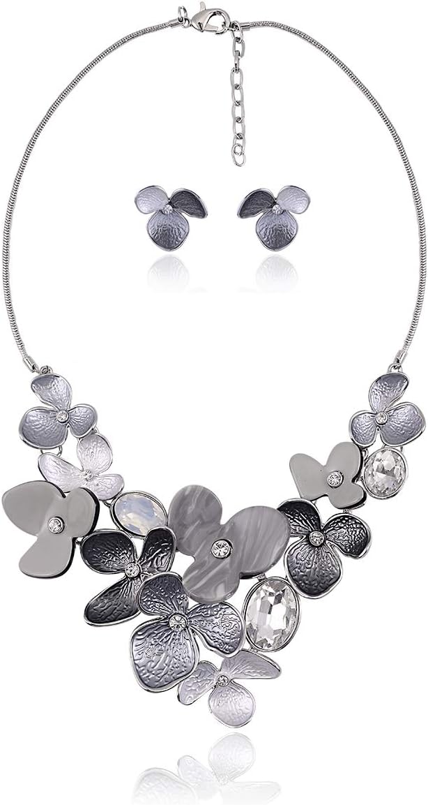 Green Floral Imitation Jewellery Set, Necklace and Earrings - Image 12