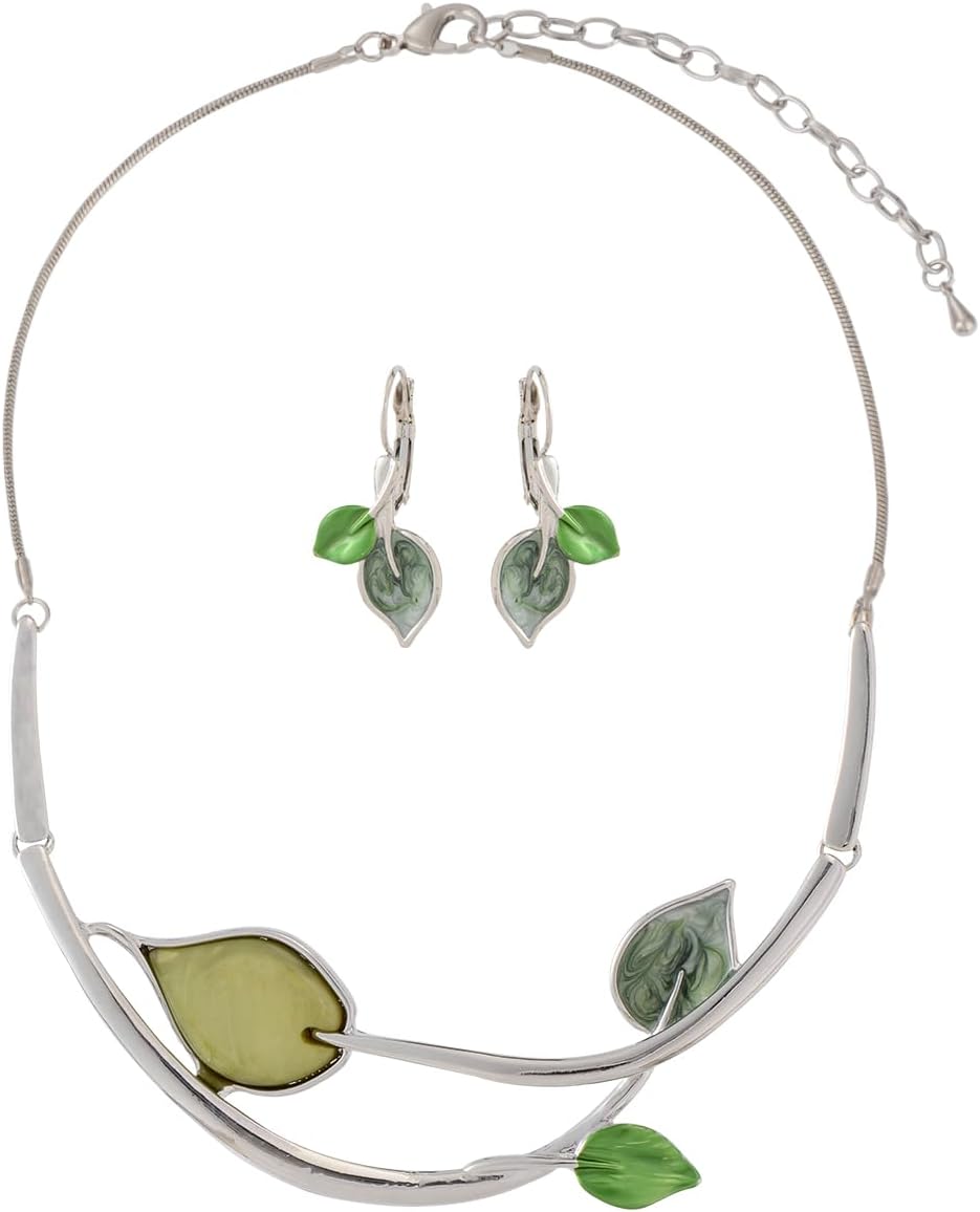 Red Floral Imitation Jewellery Set, Necklace and Earrings - Image 13