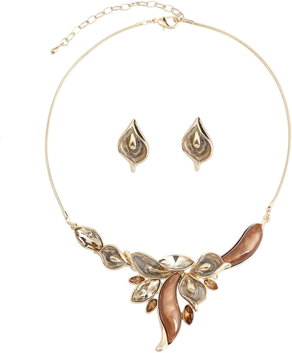 Red Floral Imitation Jewellery Set, Necklace and Earrings - Image 30