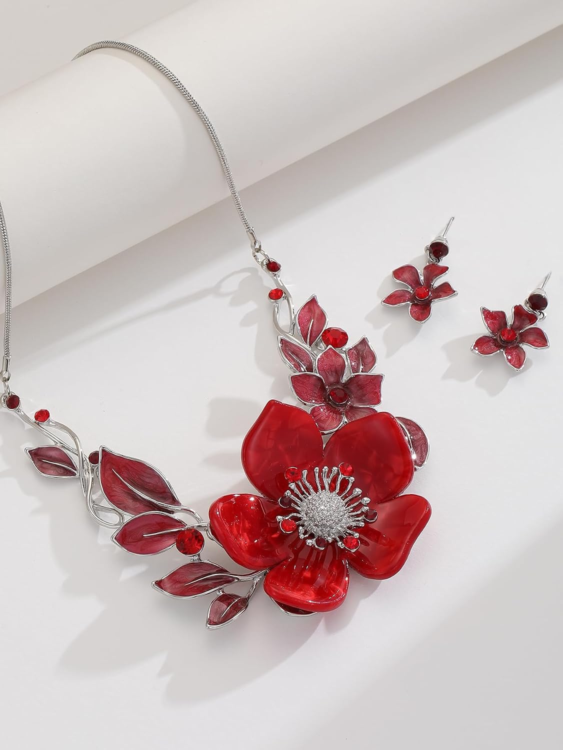 Red Floral Imitation Jewellery Set, Necklace and Earrings - Image 9