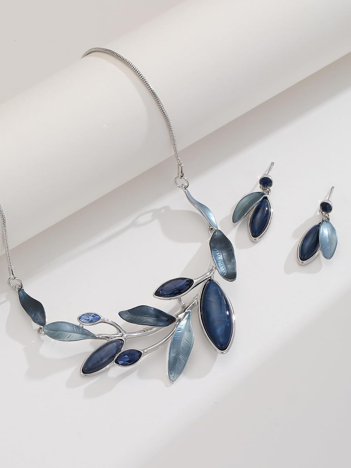 Blue Leaf Motif Necklace and Drop Earrings Set - Image 8
